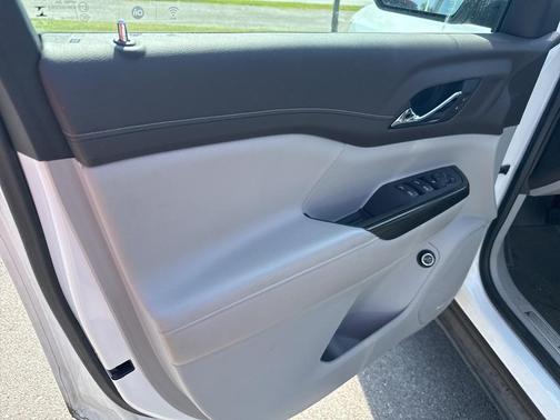 2021 GMC Acadia FWD SLT