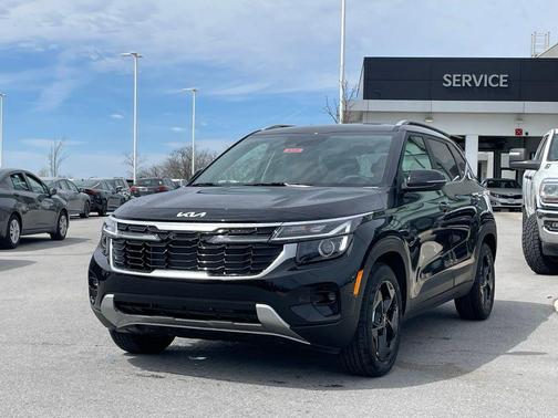 Fusion Black 2026 Kia Seltos EX