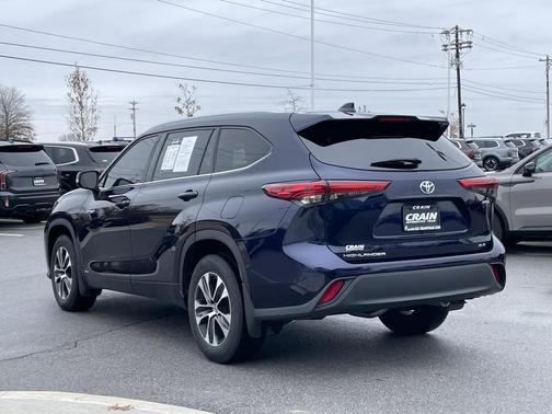 2020 Toyota Highlander Hybrid XLE