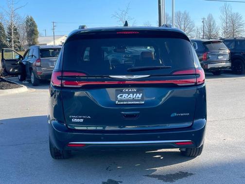 2023 Chrysler Pacifica L
