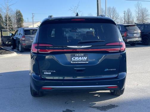 2023 Chrysler Pacifica L