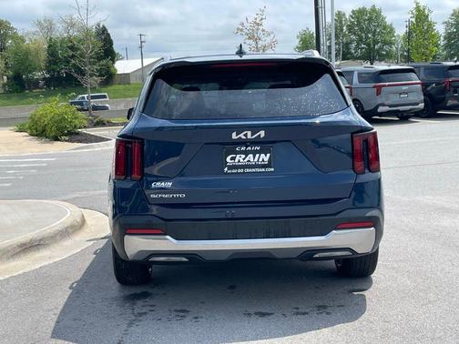 Midnight Lake Blue 2024 Kia Sorento S