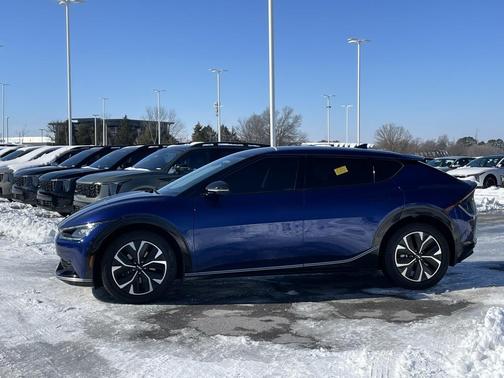 2023 Kia EV6 Wind