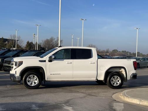 2022 GMC Sierra 1500 SLE
