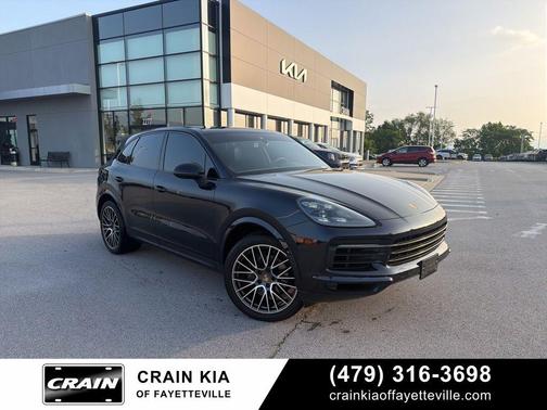 Biscay Blue Metallic 2019 Porsche Cayenne Cayenne