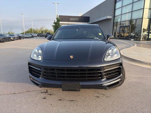 Biscay Blue Metallic 2019 Porsche Cayenne Cayenne