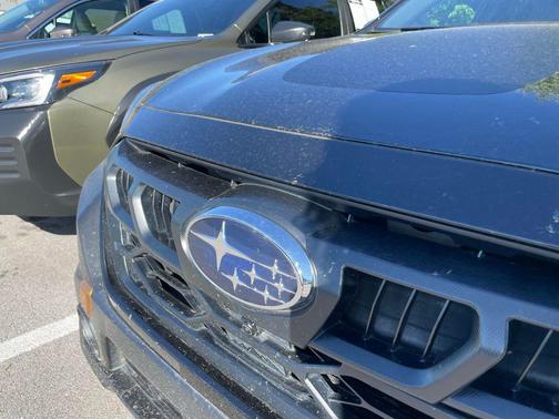 Crystal Black Silica 2024 Subaru Outback Wilderness