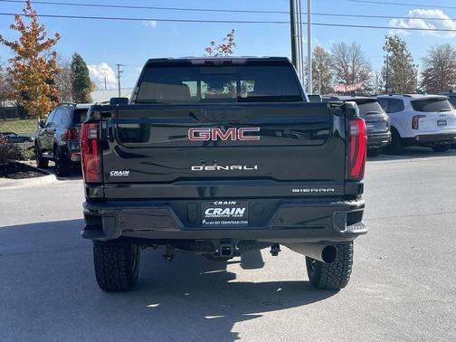 2024 GMC Sierra 2500 Denali