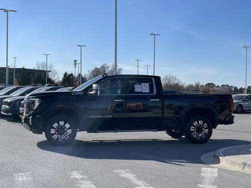 2024 GMC Sierra 2500 Denali