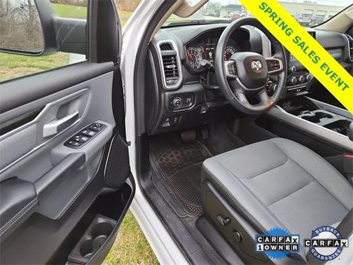 Photo 3 of 20 of 2020 RAM 1500 Big Horn