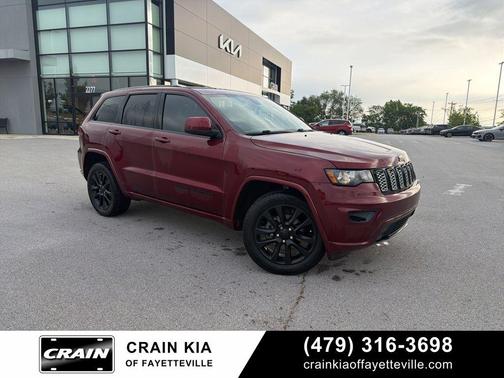 Velvet Red Pearlcoat 2018 Jeep Grand Cherokee Altitude
