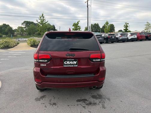 Velvet Red Pearlcoat 2018 Jeep Grand Cherokee Altitude
