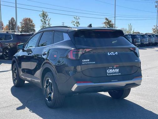 Black 2026 Kia Sportage Hybrid EX