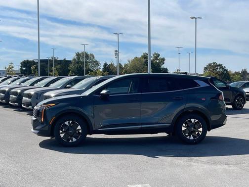 Gray 2026 Kia Sportage Hybrid LX