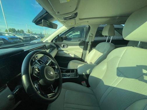 Sparkling Silver 2021 Kia Sorento S