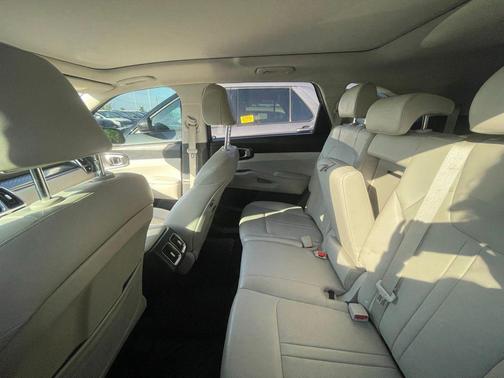 Sparkling Silver 2021 Kia Sorento S