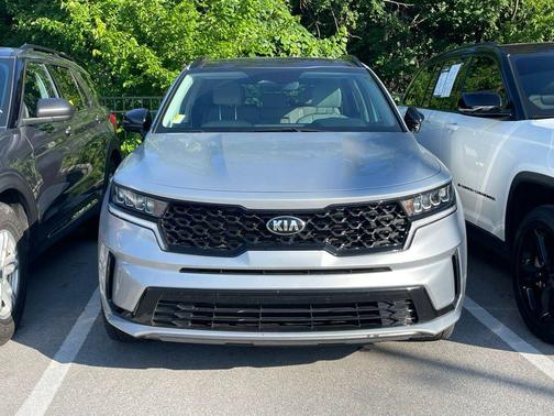 Sparkling Silver 2021 Kia Sorento S