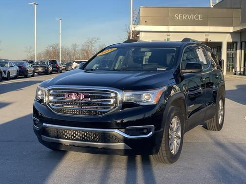 2017 GMC Acadia SLE-2