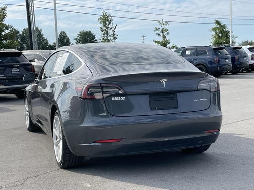 2019 Tesla Model 3 Long Range