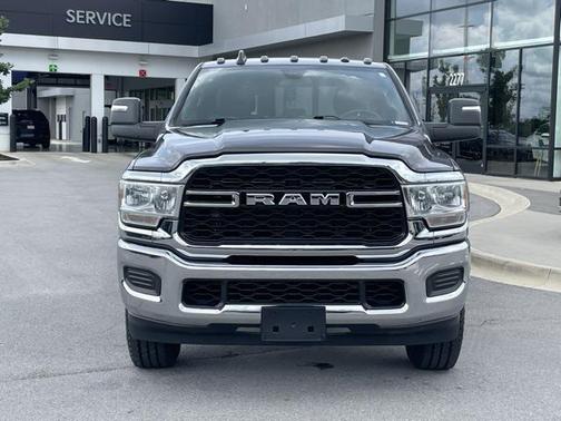 2024 RAM 2500 Tradesman Crew Cab 4x4 6'4' Box