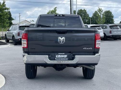 2024 RAM 2500 Tradesman Crew Cab 4x4 6'4' Box