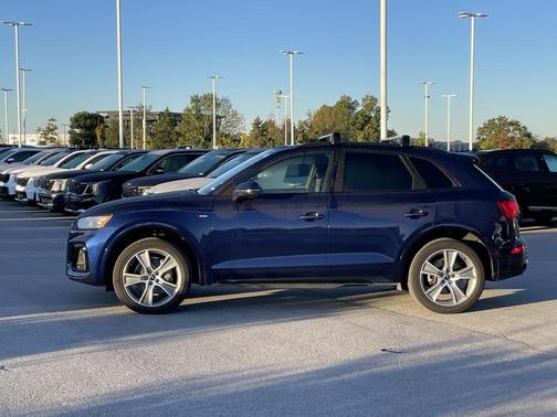 2025 Audi Q5 45 S line Premium