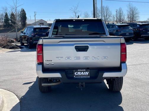 2024 Toyota Tacoma SR5