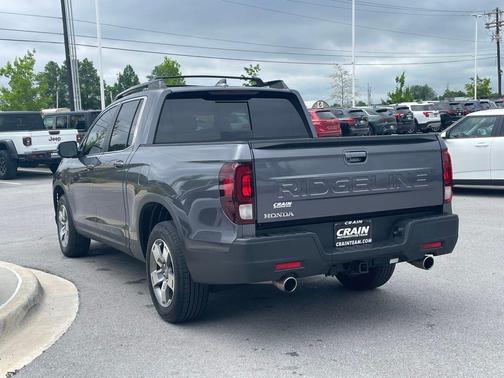 Modern Steel Metallic 2024 Honda Ridgeline RTL