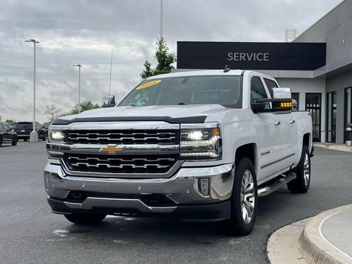 Summit White 2018 Chevrolet Silverado 1500 LTZ