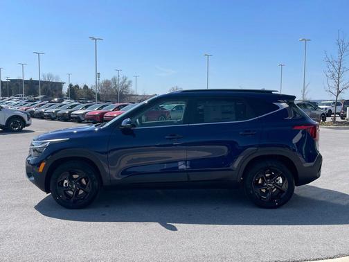 Dark Ocean Blue 2026 Kia Seltos EX