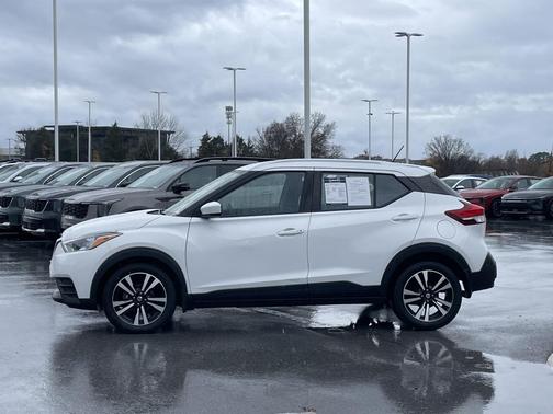 2020 Nissan Kicks SV