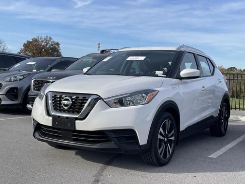 2020 Nissan Kicks SV