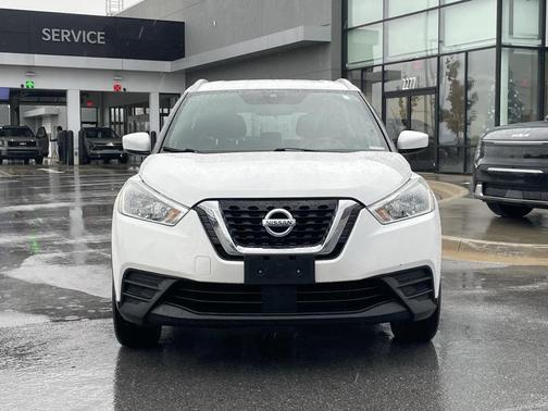 2020 Nissan Kicks SV