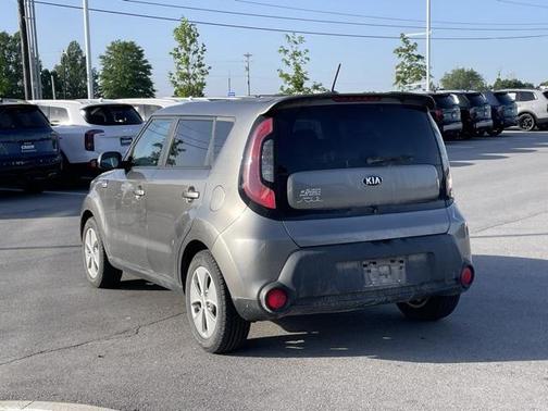 2016 Kia Soul Base