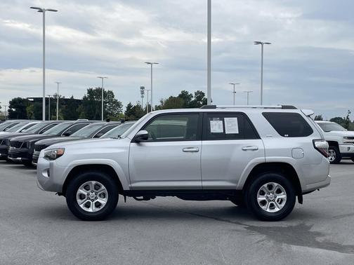 2023 Toyota 4Runner SR5
