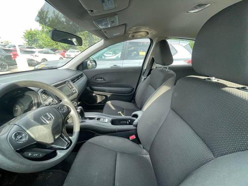 2022 Honda HR-V LX