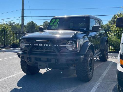 Shadow Black 2022 Ford Bronco Wildtrak
