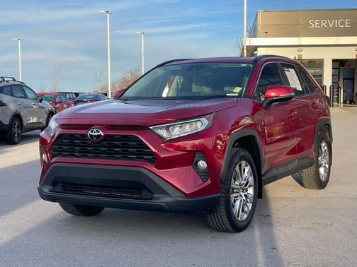 2021 Toyota RAV4 XLE Premium