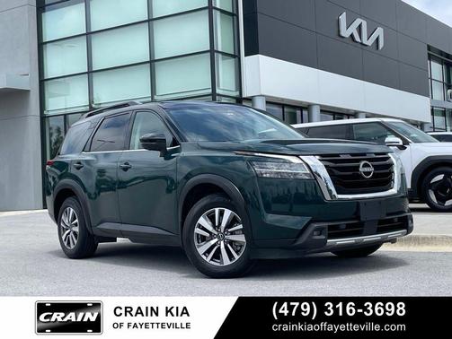 Green Pearl 2022 Nissan Pathfinder SL 2WD