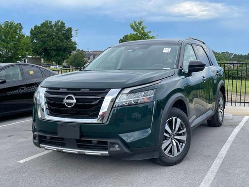 Green Pearl 2022 Nissan Pathfinder SL 2WD