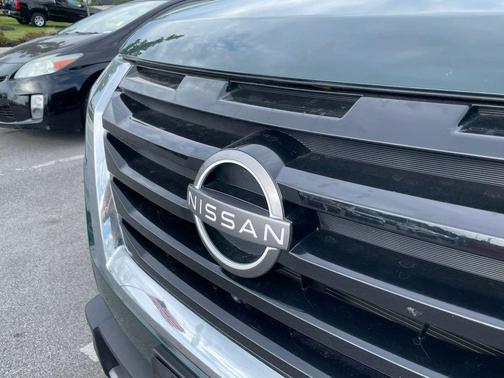 Green Pearl 2022 Nissan Pathfinder SL 2WD
