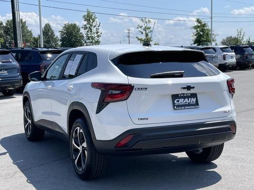 2025 Chevrolet Trax FWD 1RS