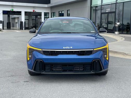 Wave Blue 2026 Kia K4 GT-Line