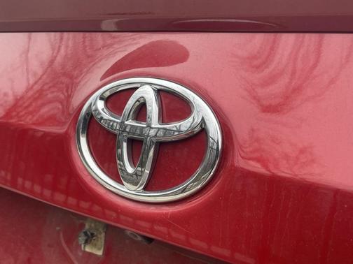 2016 Toyota Corolla LE Plus