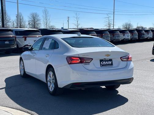 2022 Chevrolet Malibu FWD LT