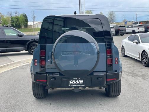 Tasman Blue Metallic 2025 Land Rover Defender 110 P400 X-Dynamic SE