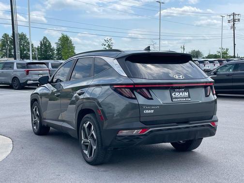Gray 2022 Hyundai TUCSON SEL