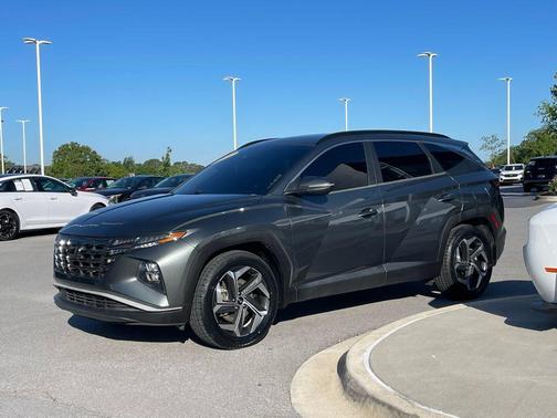 Gray 2022 Hyundai TUCSON SEL