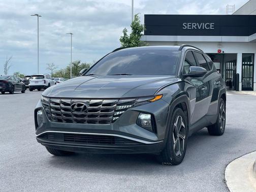 Gray 2022 Hyundai TUCSON SEL