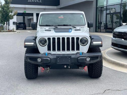 Bright White Clearcoat 2023 Jeep Wrangler 4xe Rubicon